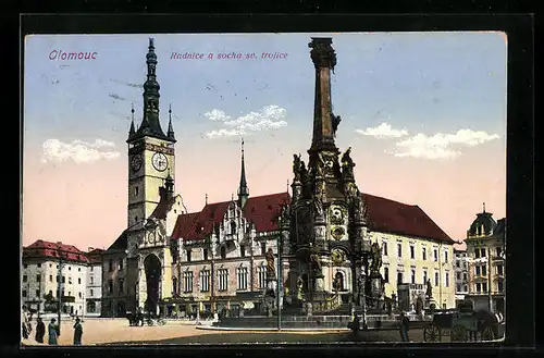 AK Olomouc, Radnice a socha sv. trojice