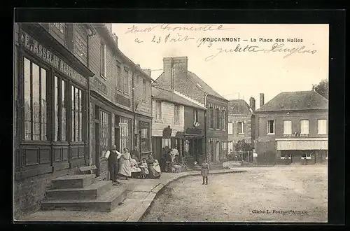 AK Foucarmont, La Place des Halles