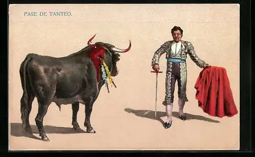 Künstler-AK Pase de Tanteo, Matador mit Stier