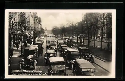 AK Berlin, Unter den Linden a. d. Charlottenstrasse