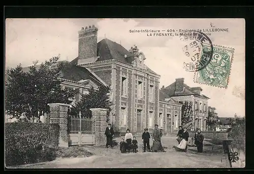 AK La Frenaye, la Mairie et l`Ecole