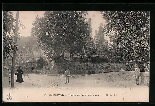 AK Bougival, Route de Louveciennes