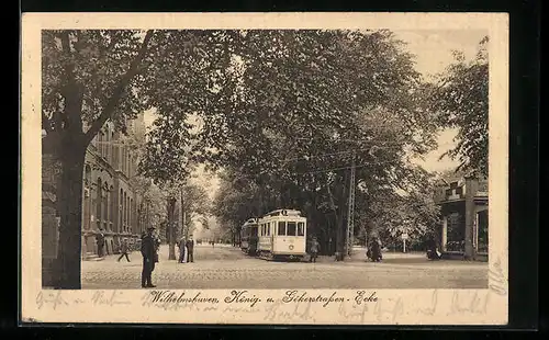 AK Wilhelmshaven, Strasseneck König- und Gökerstrasse mit Strassenbahn