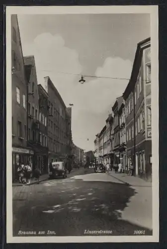 AK Braunau am Inn, Blick in die Linzerstrasse