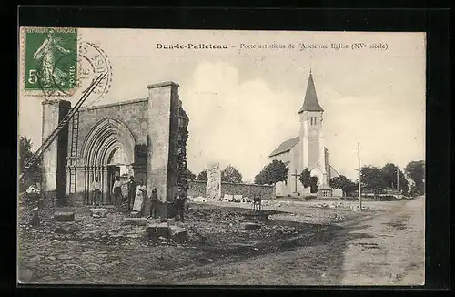 AK Dun-le-Palleteau, Porte artistique de l`Ancienne Eglise