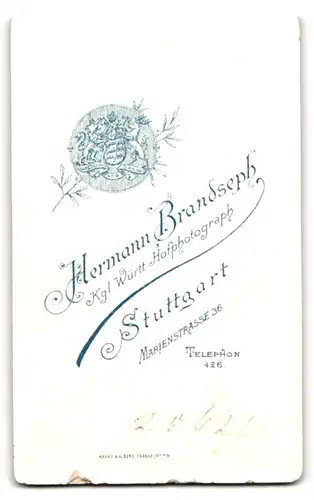 Fotografie Hermann Brandseph, Stuttgart, Marienstr. 36, Kleines Kind im Wollkleid