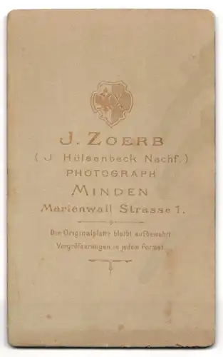 Fotografie J. Zoerb, Minden, Marienwall Strasse 1, Schnauzbärtiger Soldat in Uniform