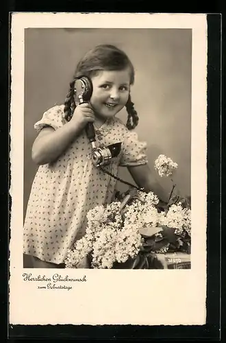 AK Kleines Mädchen am Telefon, Geburtstagsgruss