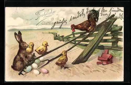 AK Osterhase und Osterküken helfen Hahn über den Zaun