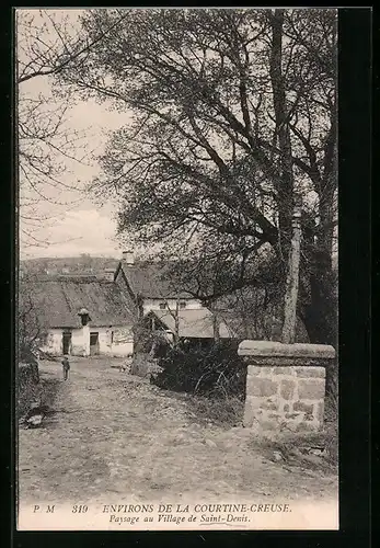 AK Saint-Denis, Paysage au Village