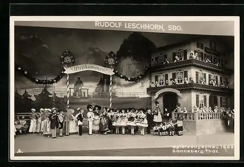 AK Sonneberg /Th., Puppen und Haus bei der Spielzeugschau 1933