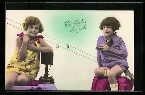 AK Zwei kleine Mädchen mit Telefon, Neujahrsgruss