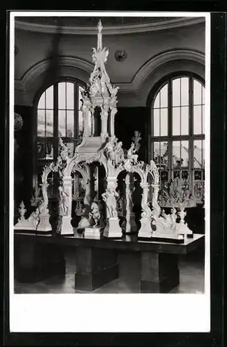 AK Meissen, Staatliche Porzellan-Manufaktur, Ehrentempel v. J. J. Kaendler um 1748