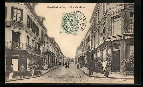 AK Neufchatel-en-Bray, Rue Cauchoise, Strassenpartie im Zentrum