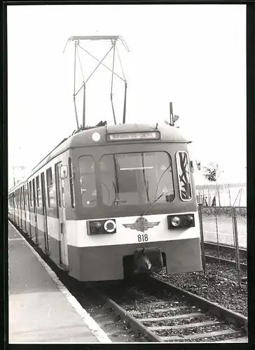 Fotografie Eisenbahn Ungarn, Regional-Bahn Triebwagen Nr. 818 Boraros-Ter-Csepel