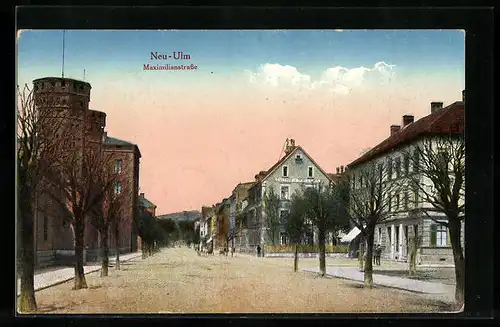 AK Neu-Ulm, Maximilianstrasse mit Gasthof