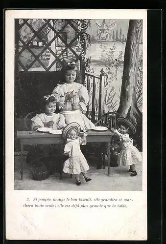 AK Mädchen spielen mit Puppen