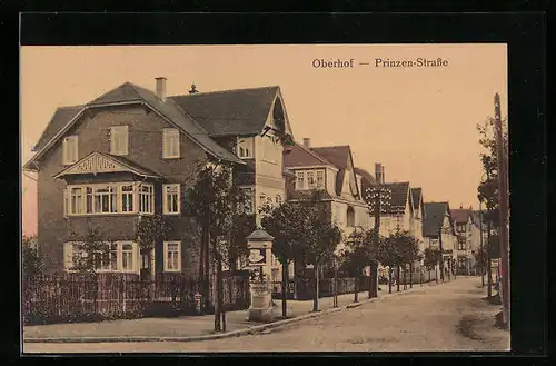 AK Oberhof, Blick in die Prinzenstrasse mit Litfasssäule