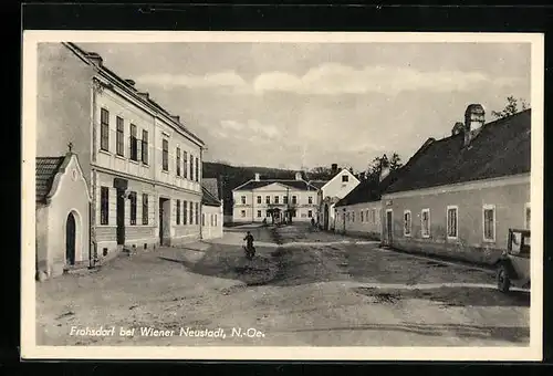 AK Frohsdorf bei Wiener Neustadt, Partie auf der Hauptstrasse
