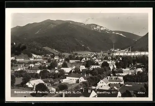 AK Pernitz, Ortsansicht mit Bergkulisse