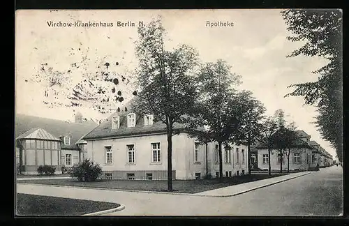 AK Berlin-Wedding, Virchow-Krankenhaus, Blick auf die Apotheke