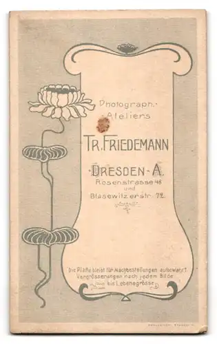 Fotografie Tr. Friedemann, Dresden-A., Rosenstr. 48, Blasewitzerstr. 72, Junge Dame in weisser Bluse und Rock