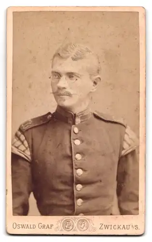 Fotografie Oswald Graf, Zwickau i. S., Kaiser-Wilhelm-Platz. Blick auf das Ateliersgebäude