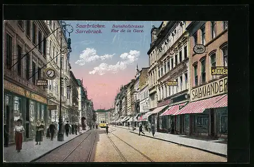 AK Saarbrücken, Bahnhofstrasse mit Geschäften