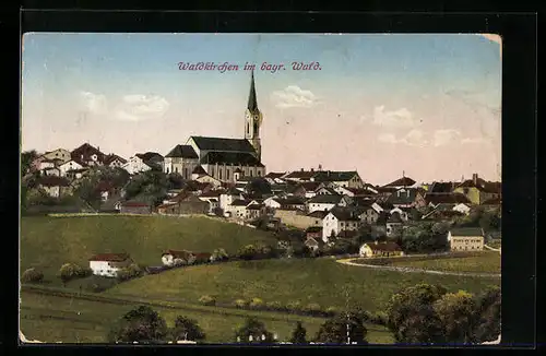 AK Waldkirchen /Bayr. Wald, Ortsansicht mit Kirche