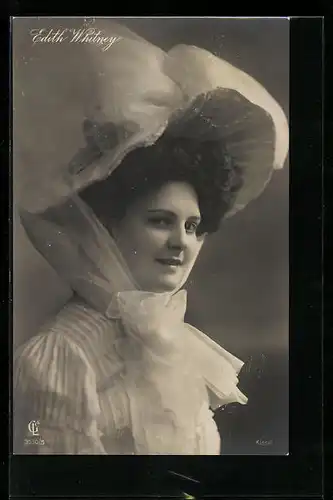 AK Schauspielerin Edith Whitney mit Hut und Schal