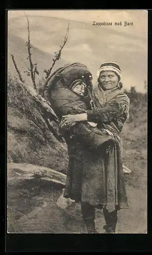 AK Lappekone med Barn, Mutter mit Kind in norwegischer Tracht