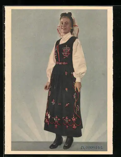 AK Sunnmore, Norwegerin in Tracht