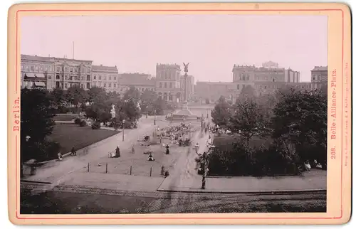 Fotografie Römmler & Jonas, Dresden, Ansicht Berlin, Blick auf den Belle-Alliance-Platz mit Marktfrauen