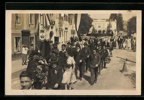 AK Haslach, Heimatfest 1927, Festumzug mit Standarte