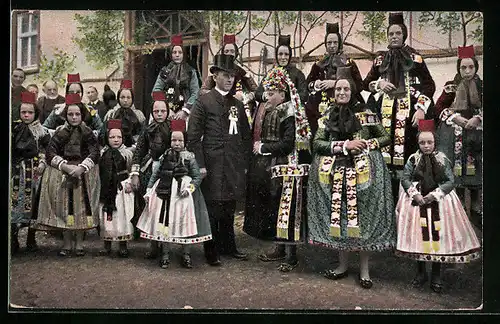 AK Hochzeitsgesellschaft in hessischer Tracht