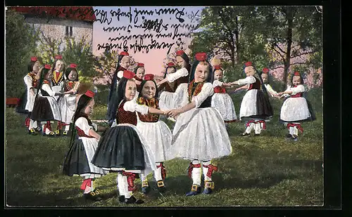 AK Mädchen beim Tanz, Kinderreigen, hessische Tracht