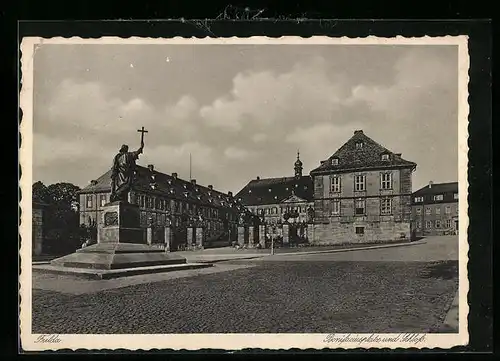 AK Fulda, Bonifaciusplatz und Schloss