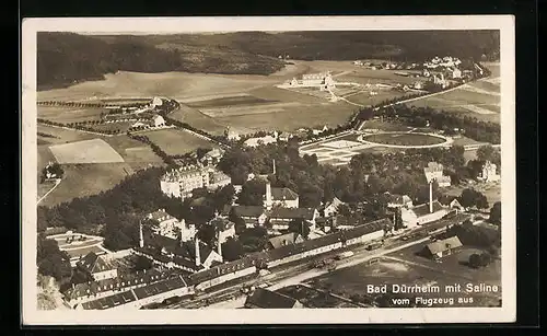 AK Bad Dürrheim, Ortsansicht mit Saline vom Flugzeug aus gesehen