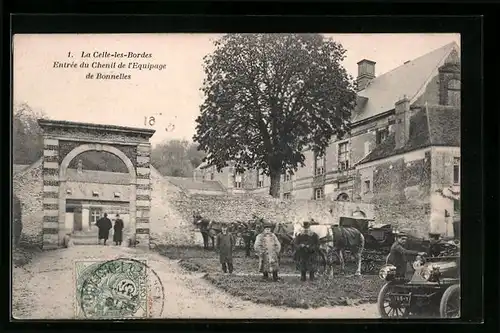 AK La Celle-les-Bordes, Entrée du Chenil de l`Equipage de Bonnelles