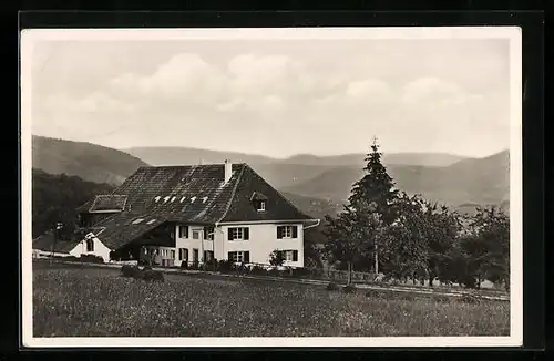 AK Kandern /Schwarzw., Jugendhof Platzhof mit Bergpanorama