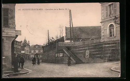 AK Octeville-sur-Mer, Carrefour de la Mairie