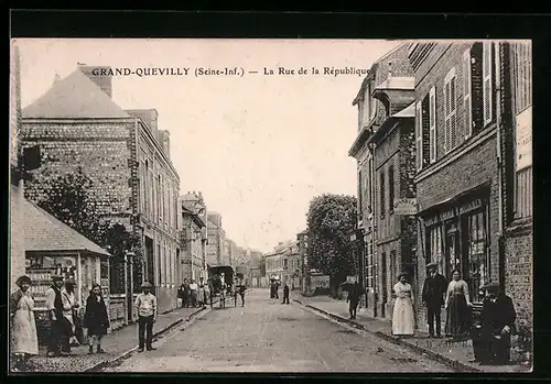 AK Grand-Quevilly, La Rue de la Republique
