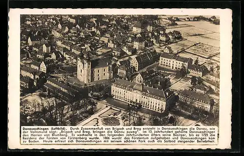 AK Donaueschingen, Fliegeraufnahme der Stadt mit Blick auf die Kirche