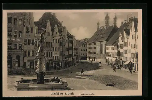 AK Landsberg am Lech, am Brunnen in der Herkomerstrasse