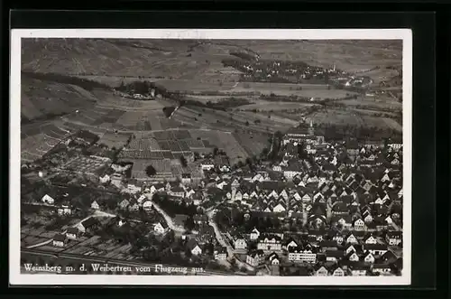 AK Weinsberg a. d. Weibertreu, Fliegeraufnahme der gesamten Stadt mit der Burgruine auf dem Berg