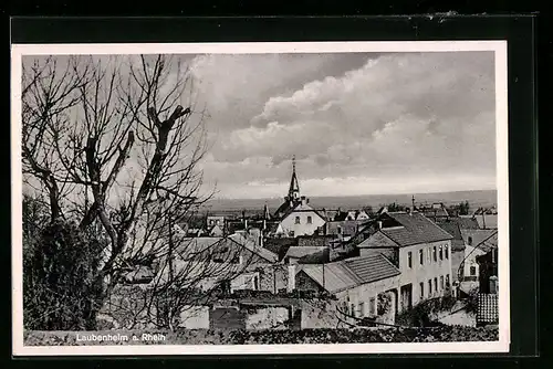 AK Laubenheim a. Rhein, Blick über die Dächer der Ortschaft zur Kirche hin