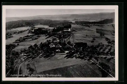 AK Lutzenberg bei Becknang, Ortsansicht vom Flugzeug aus