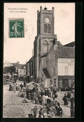 AK Neauphle-le-Chateau, Place aux Herbes