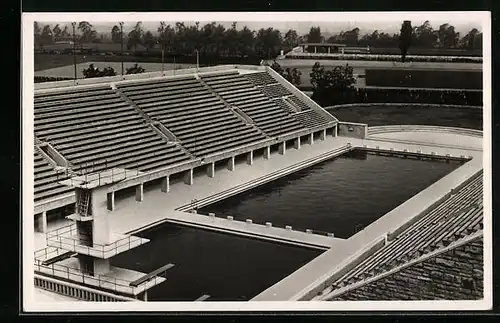 AK Berlin, Olympiastadion, Schwimmbecken