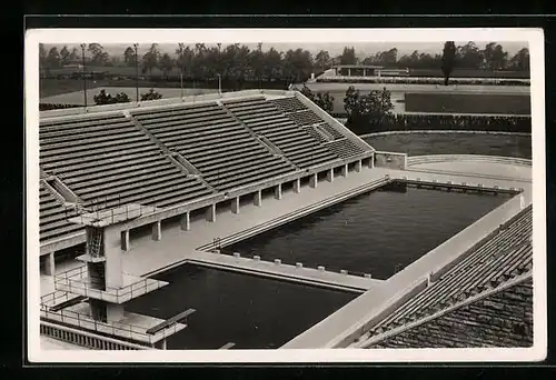 AK Berlin, Olympiastadion, Schwimmbecken